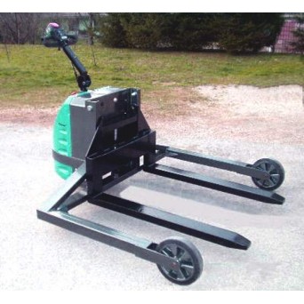 FAV 700-Specialna izvedba z nizkim dvigom